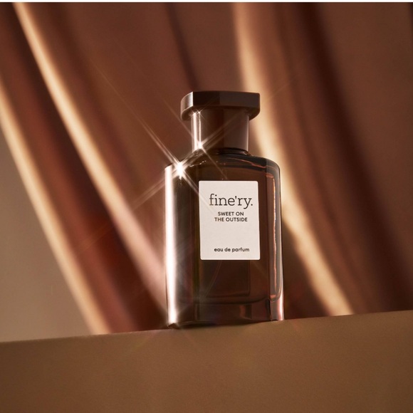 NIB SEALED Finery Sweet on the Outside Eau de Parfum 2 Fl Oz / 60 ML - Picture 6 of 11